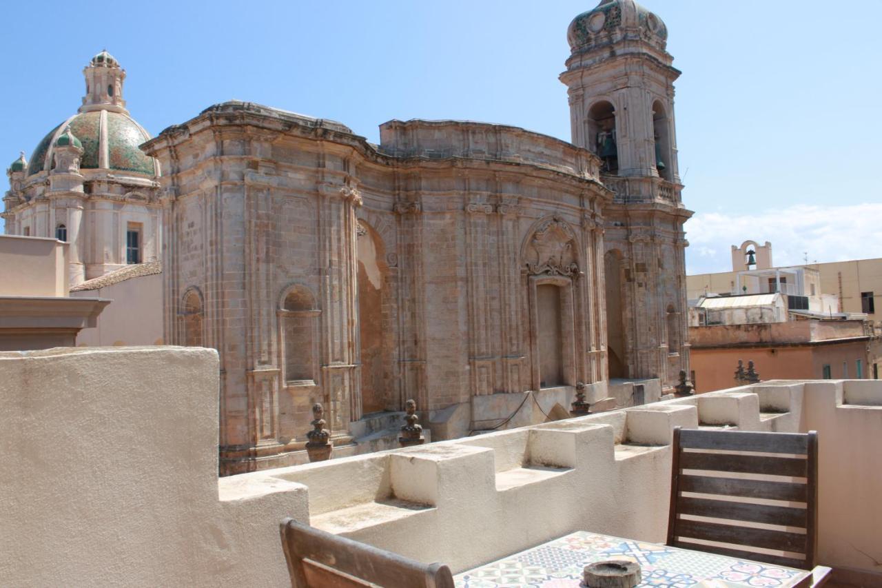 Appartement Central Cathedral Penthouse à Trapani Extérieur photo